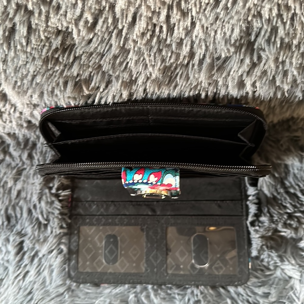 Vera Bradley Wallet - Picture 5 of 7